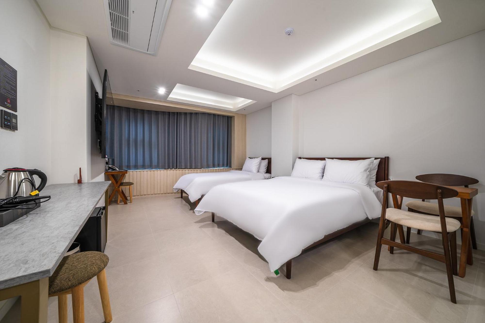 Bluebird Hotel 인천 외부 사진