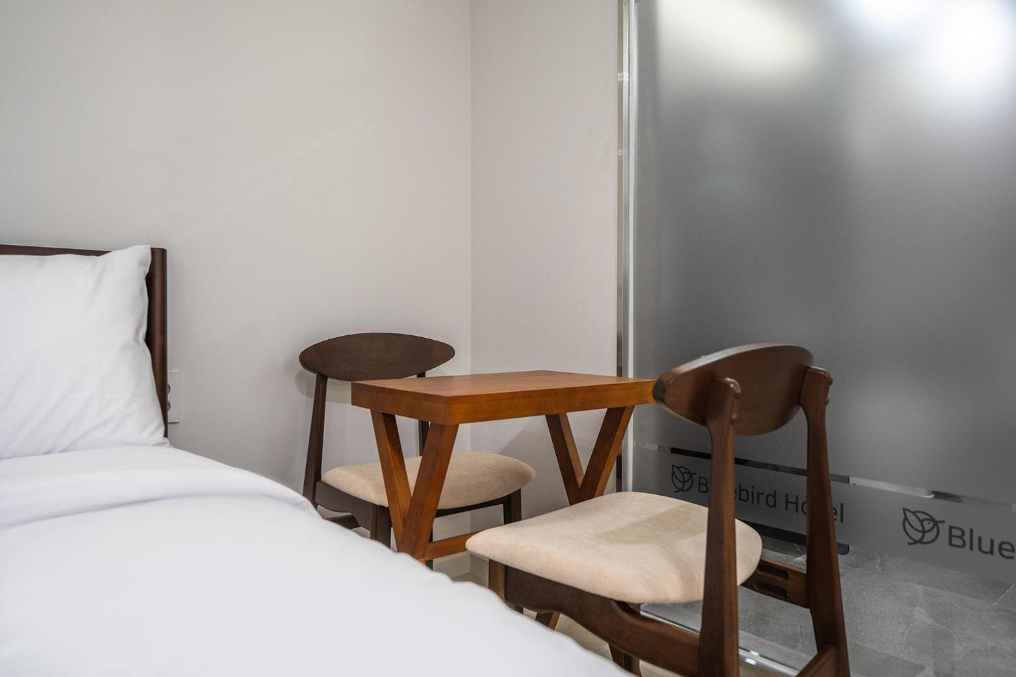 Bluebird Hotel 인천 외부 사진