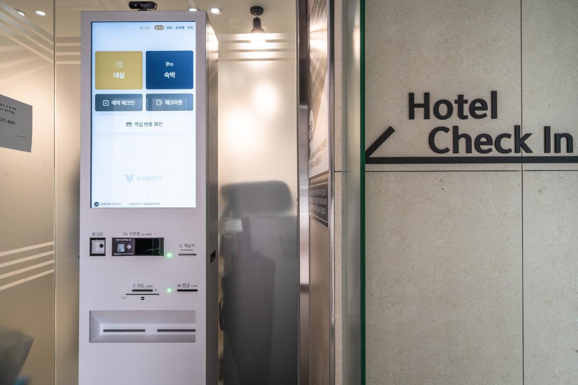 Bluebird Hotel 인천 외부 사진