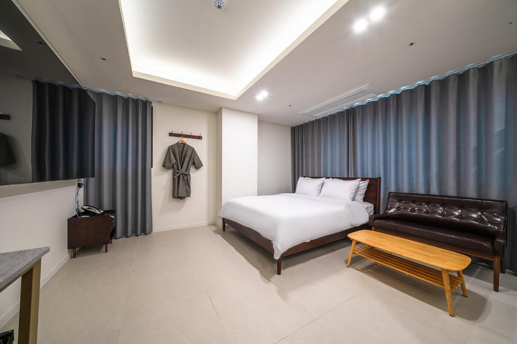 Bluebird Hotel 인천 외부 사진